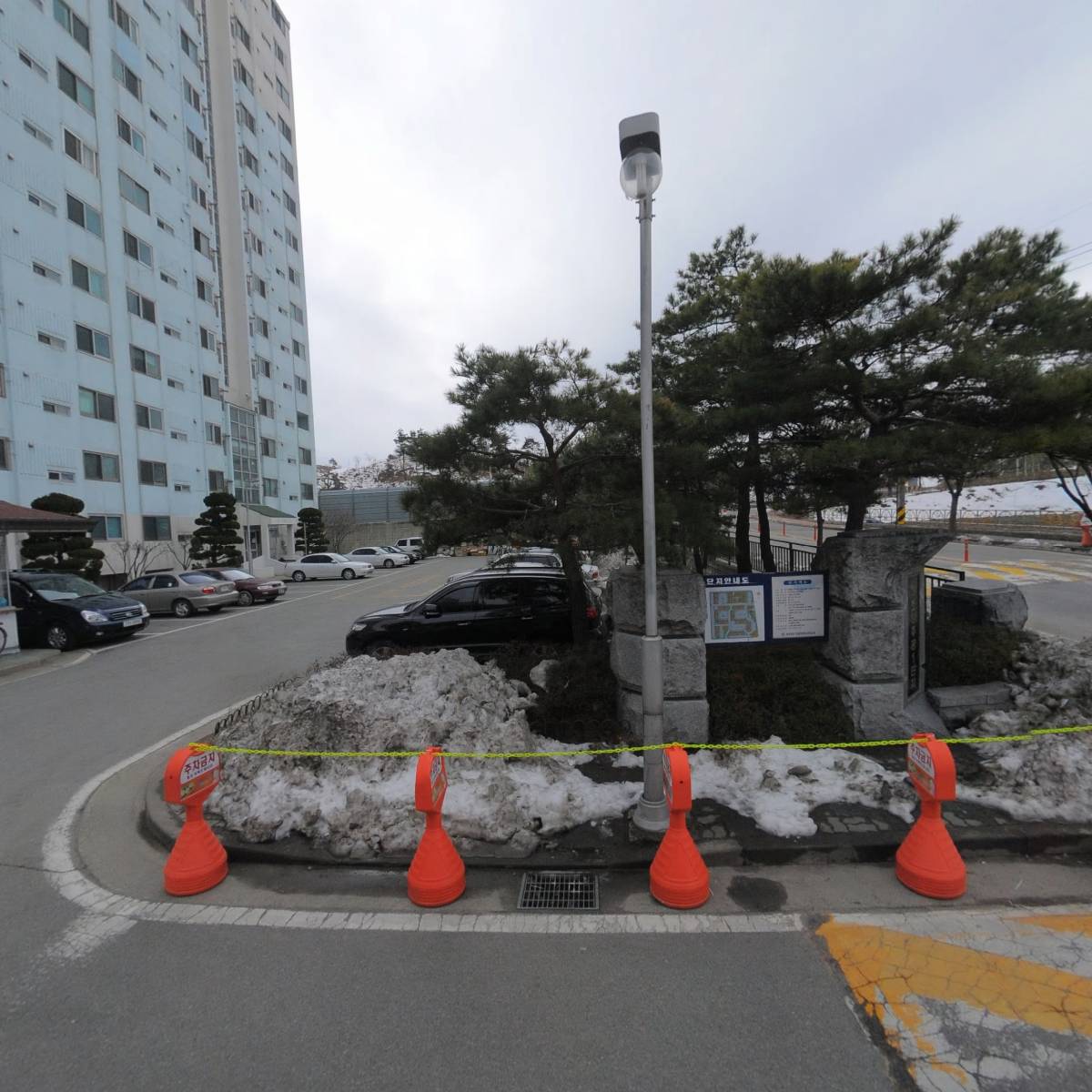 로로스튜디오_3