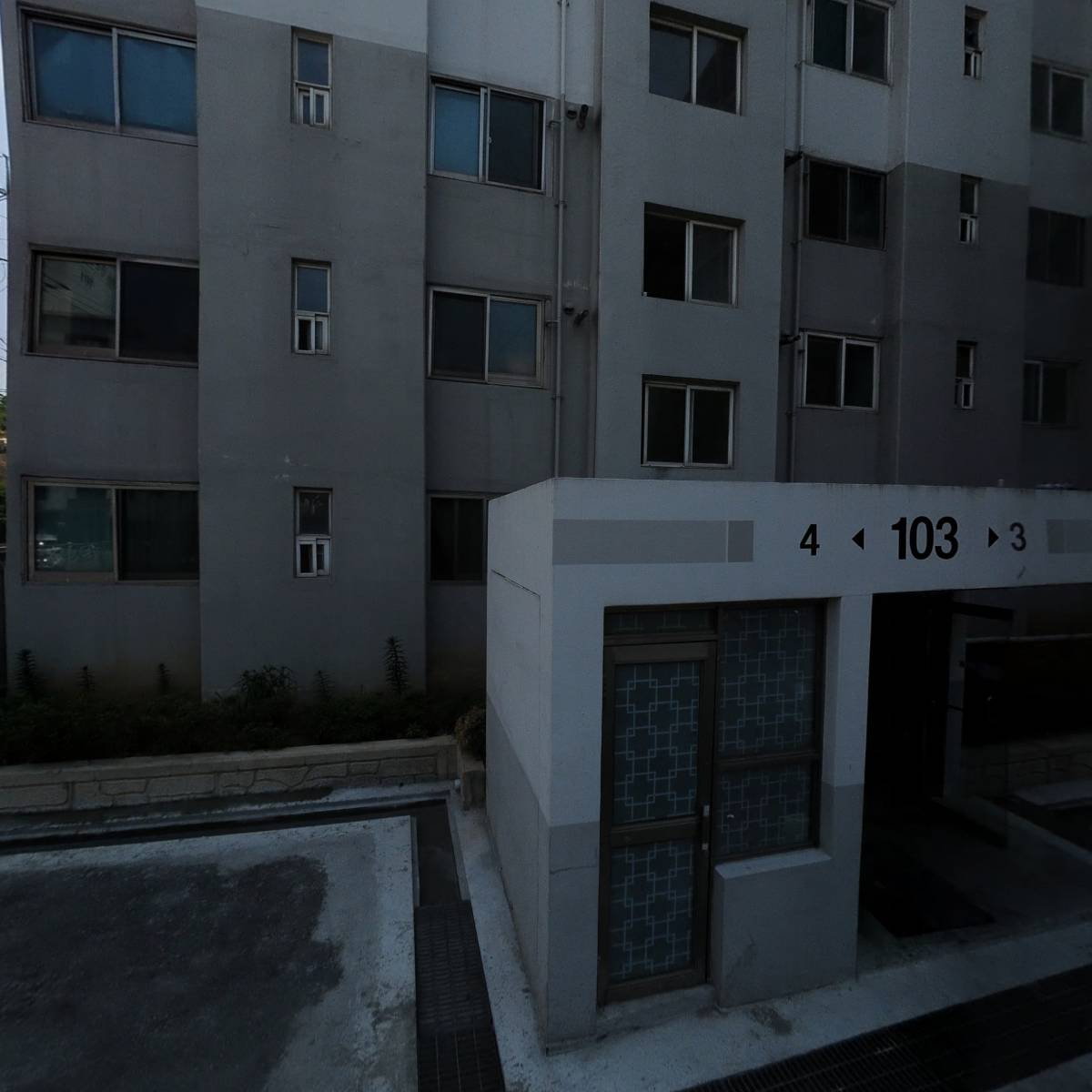 수장고_3