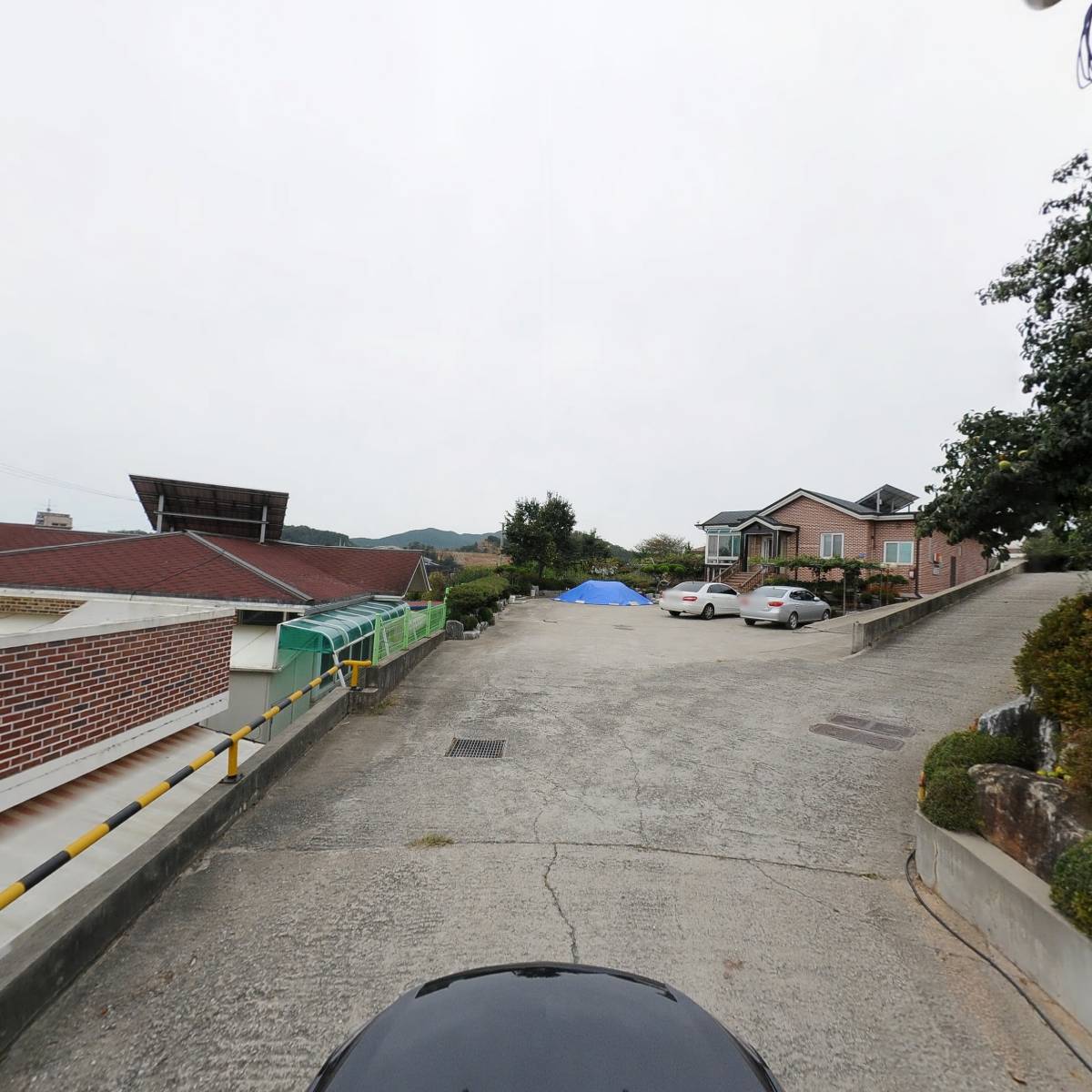 럭서스퍼니처_4
