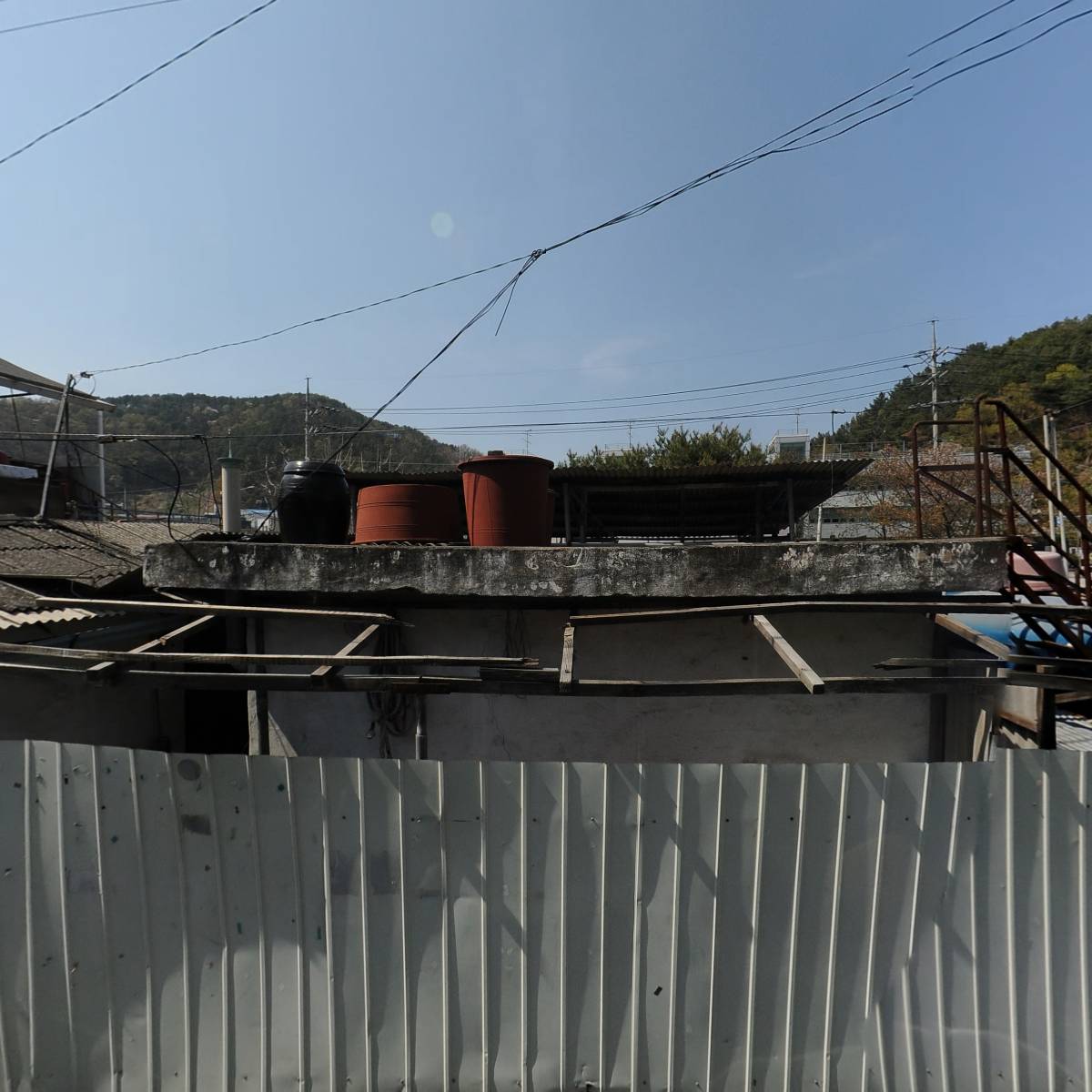 금학석유
