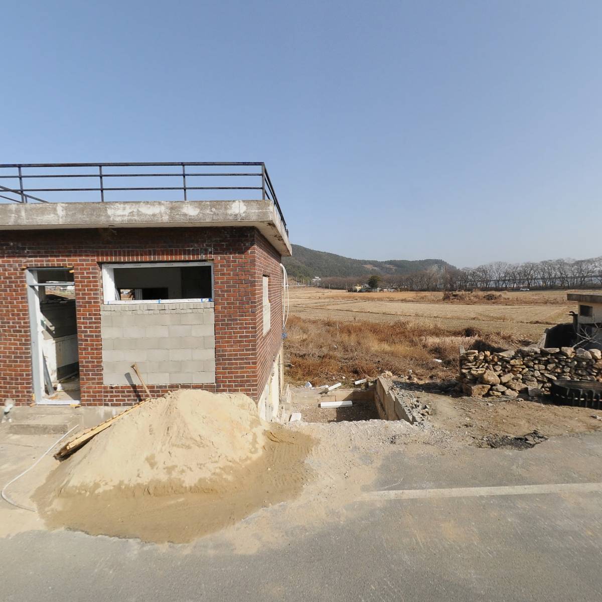 유즈노모레