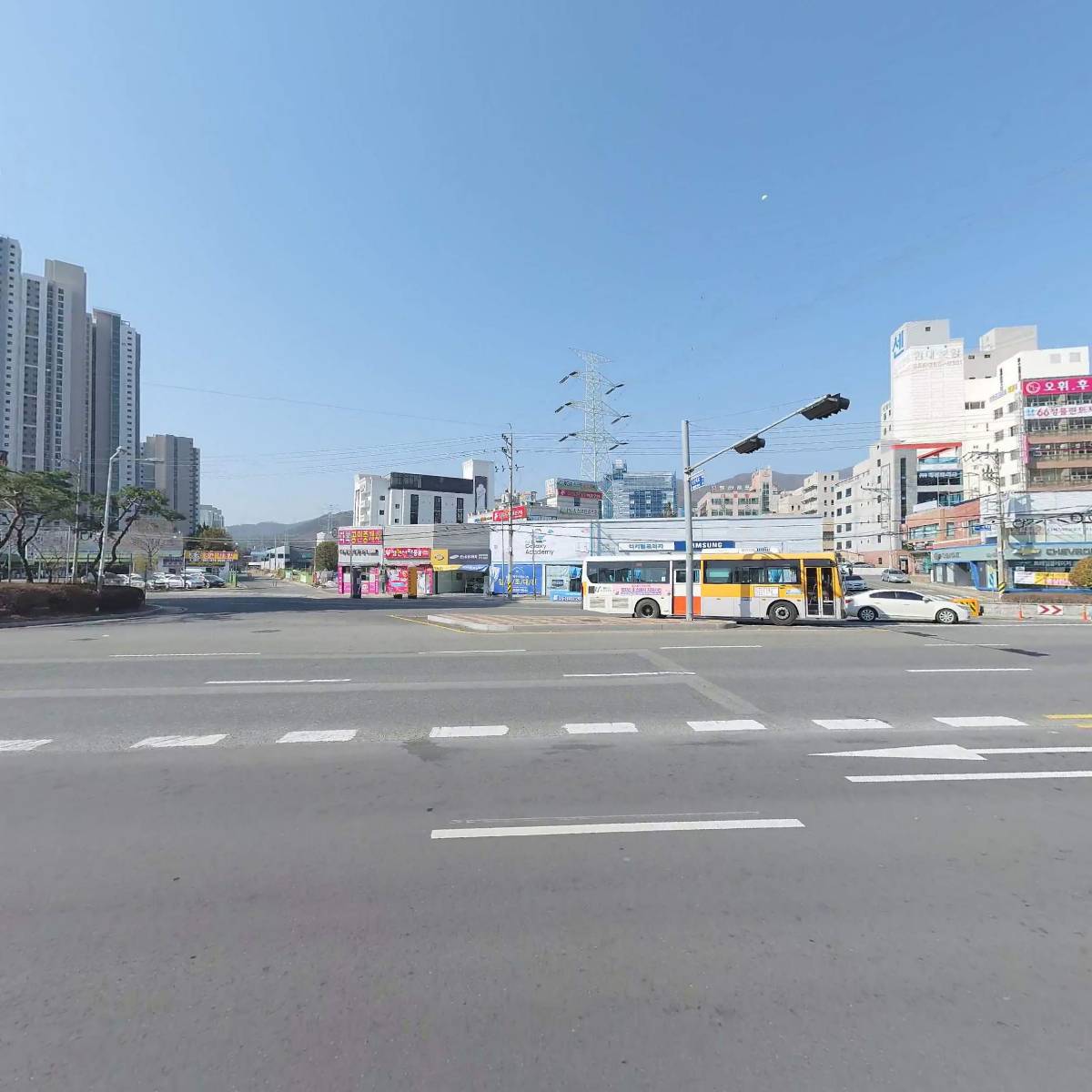 한국맥도날드(유)양산덕계DT점_3