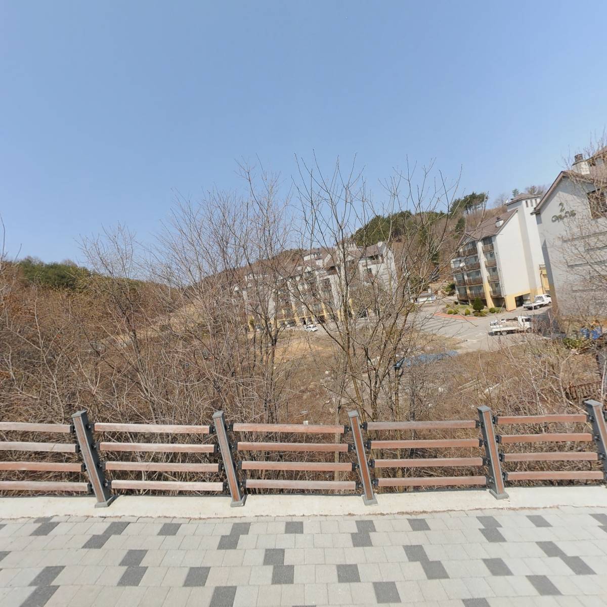 그집앞