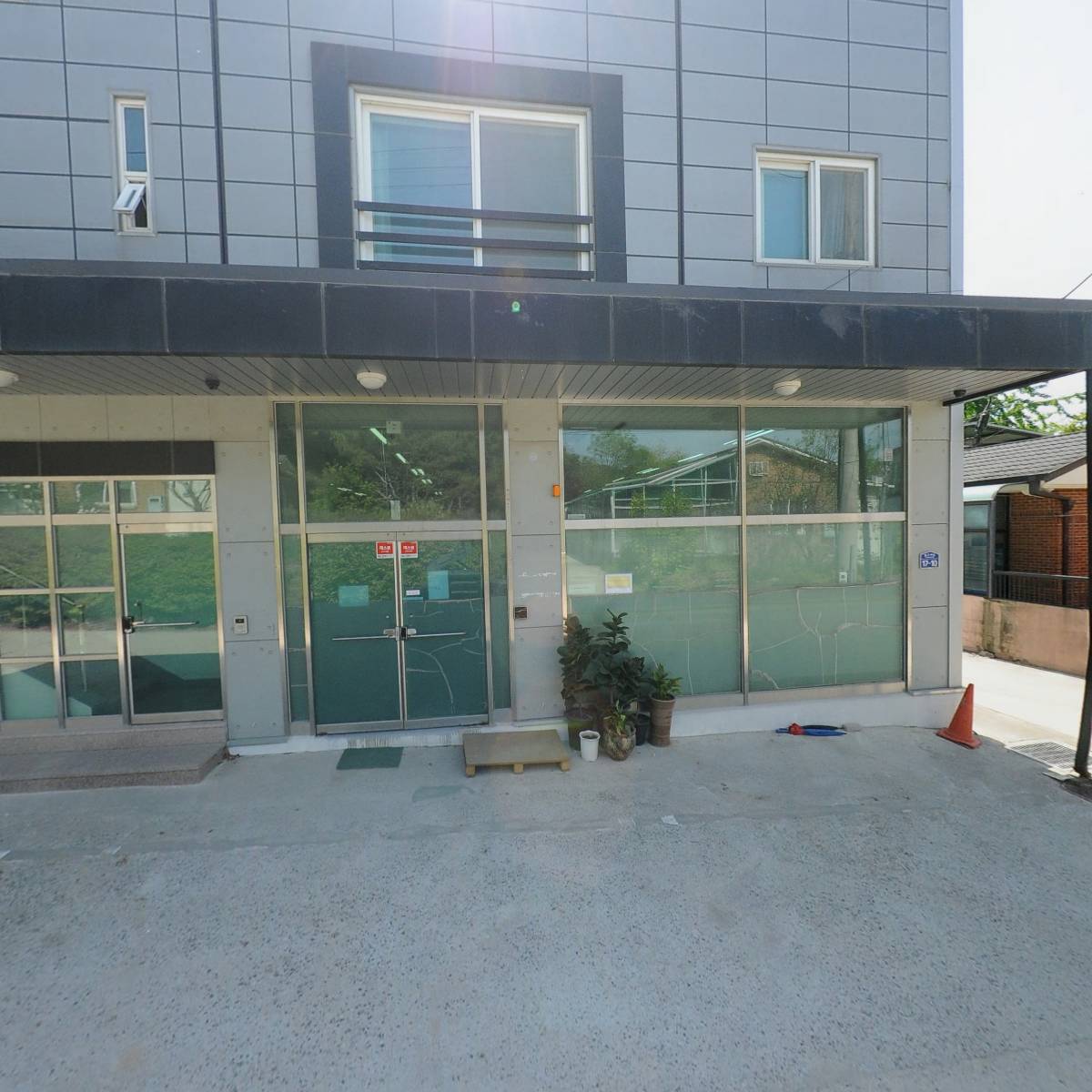(주) 위매드