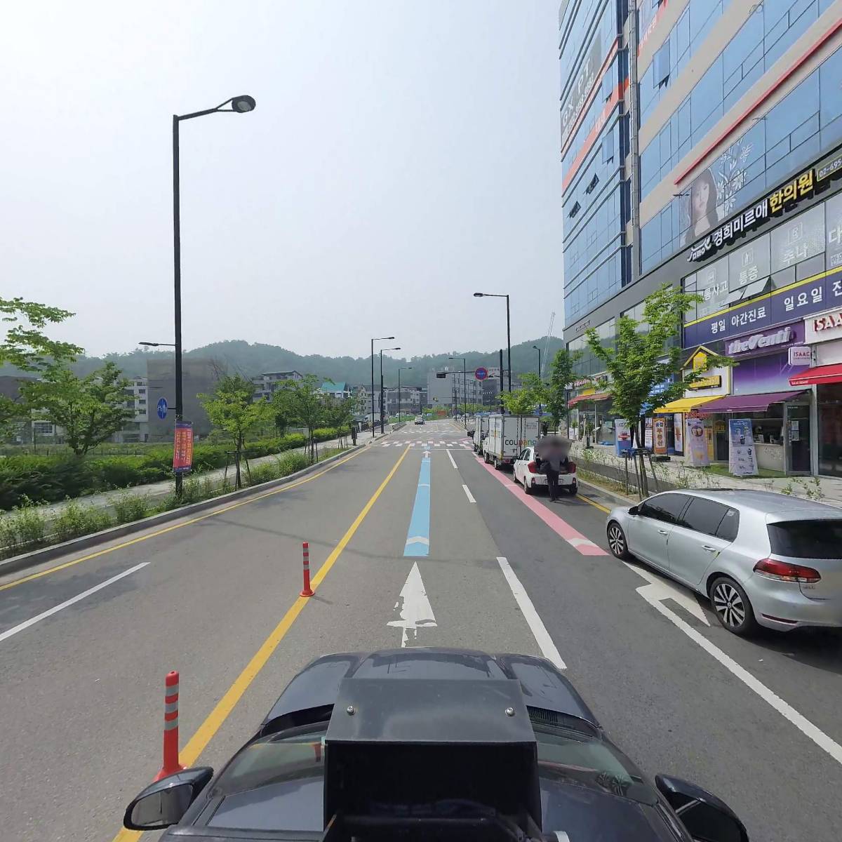플라잉비_4