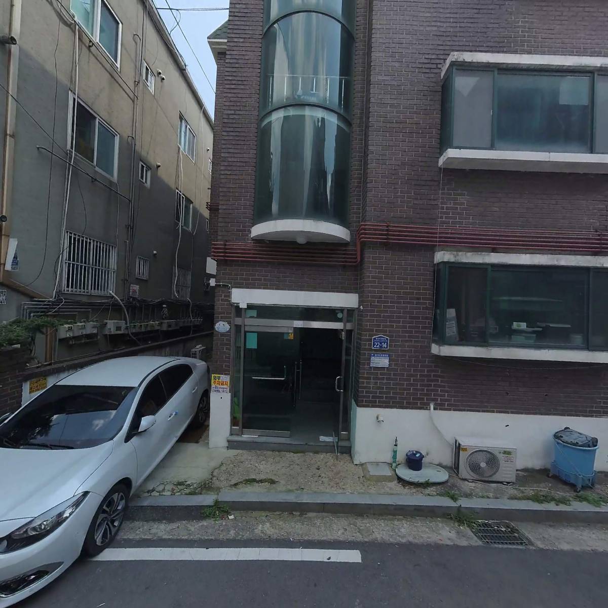 필로덴드론 스튜디오_3