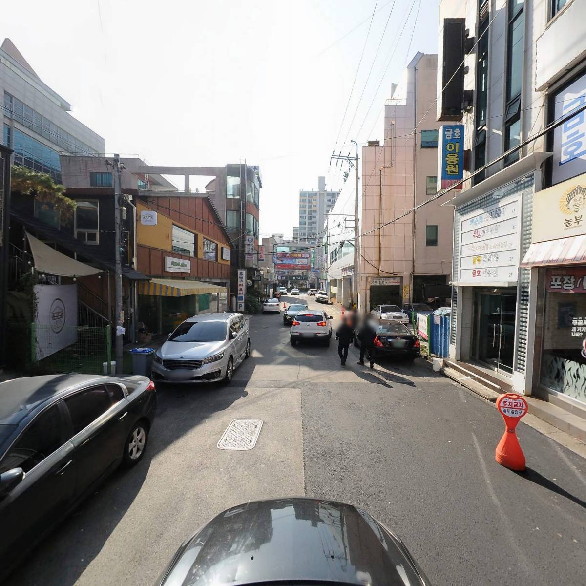 퀸스 애비뉴 노래연습장_4