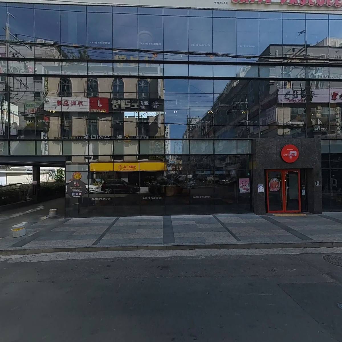 주식회사 정안엠앤아이 카페 파스쿠찌 창원상남점_3
