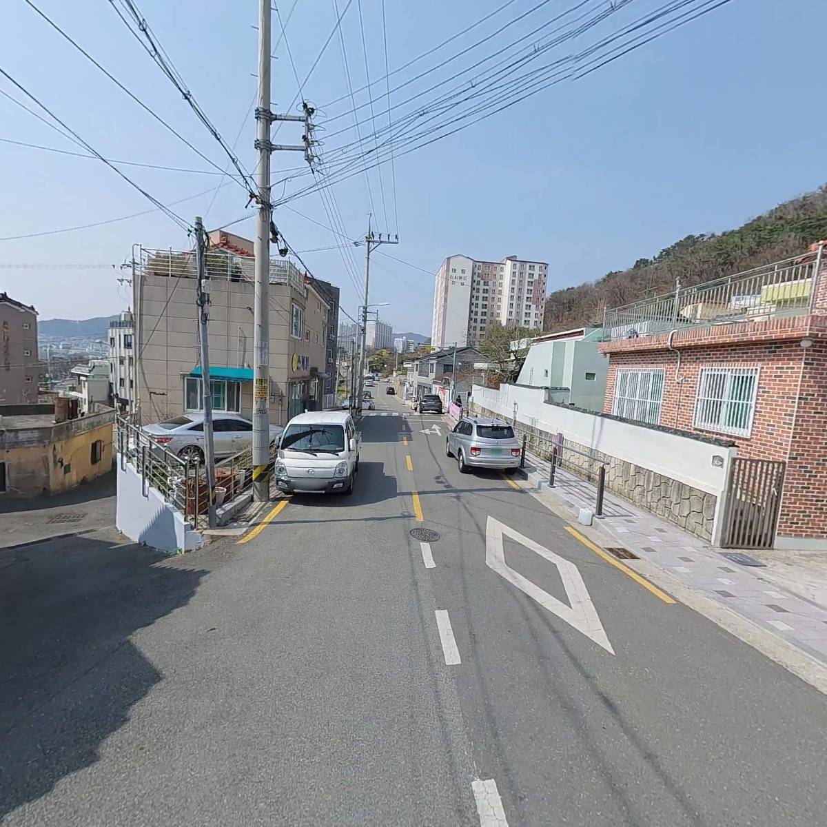 하우즐리 HOUSLY_2