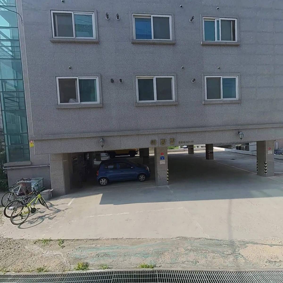 와이에스테크