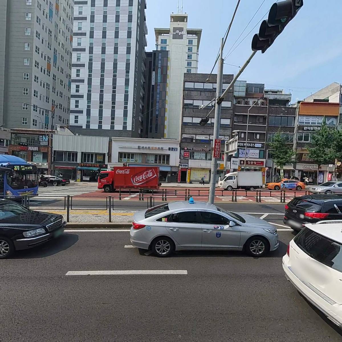 더바른이치과교정과치과의원_3