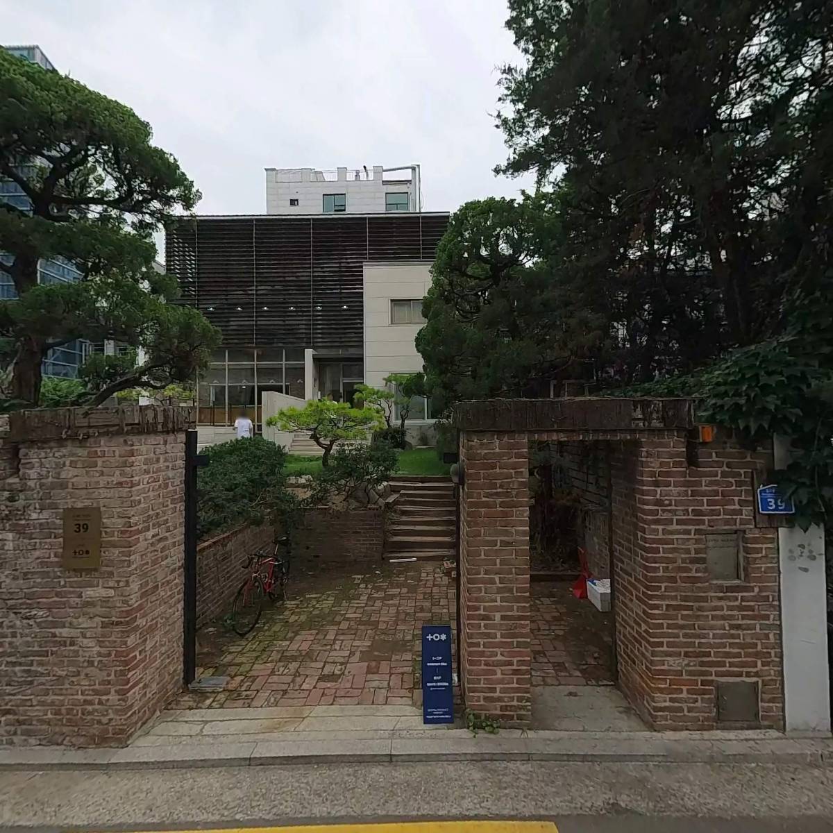 주식회사 웨일즈클럽