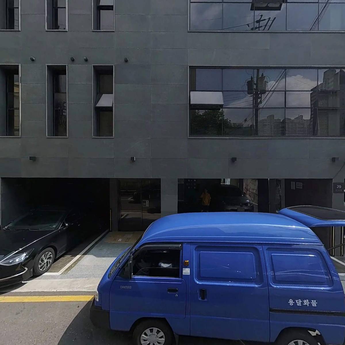 주식회사 블루엘리펀트스튜디오