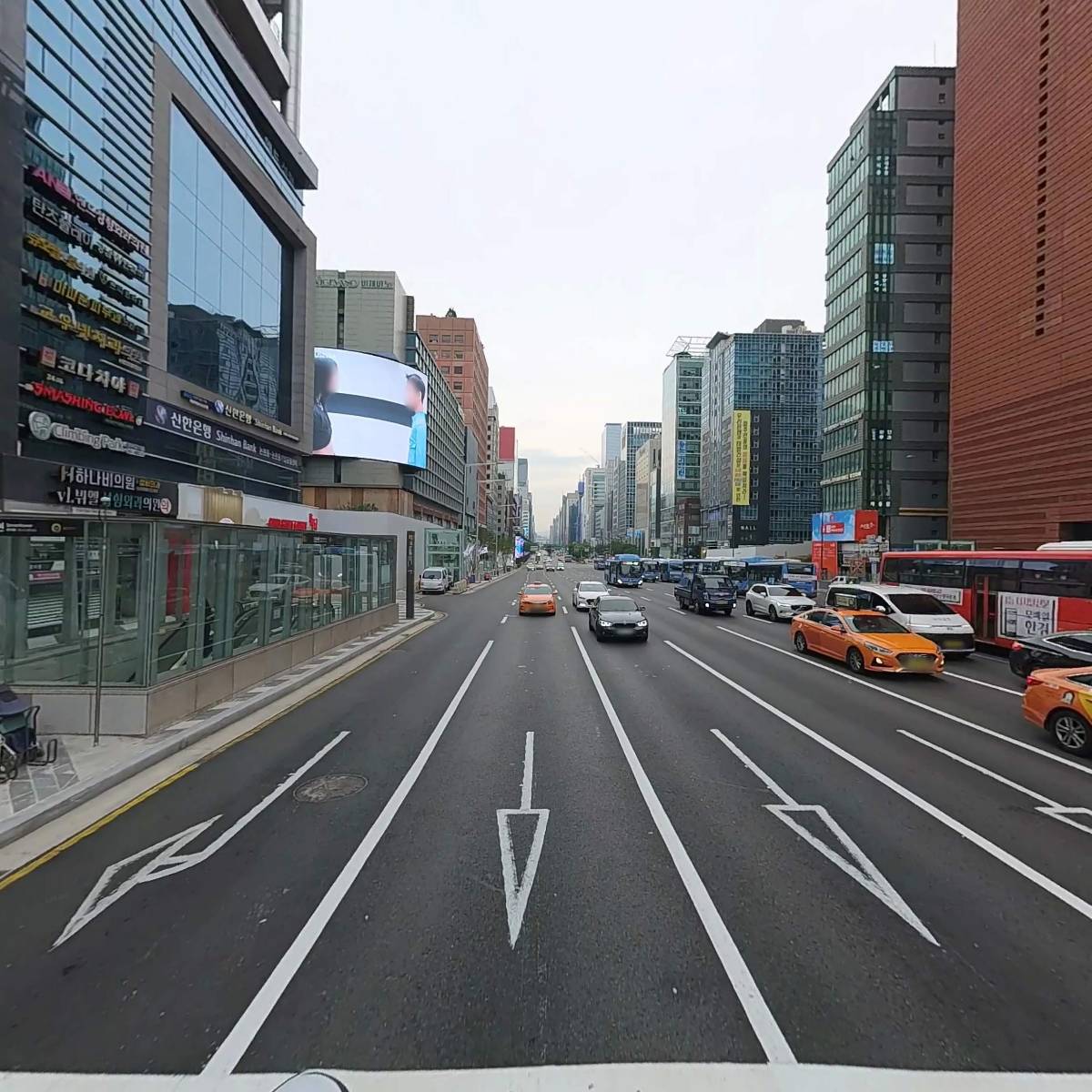 아디다스 강남브랜드센터_2