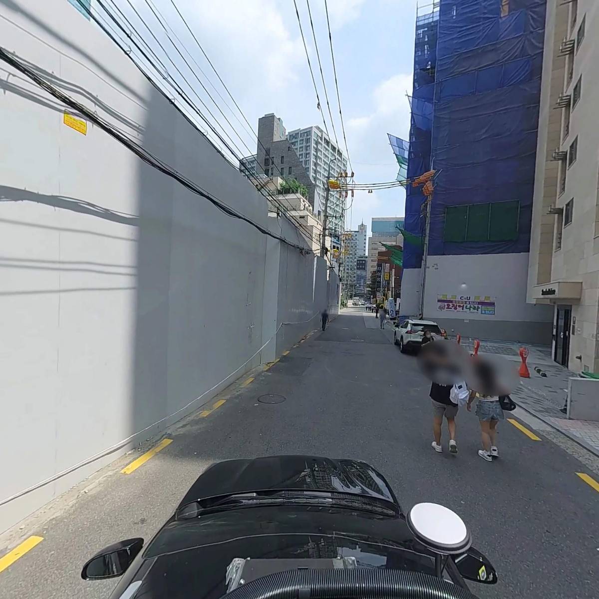 블랙 그라운드_4