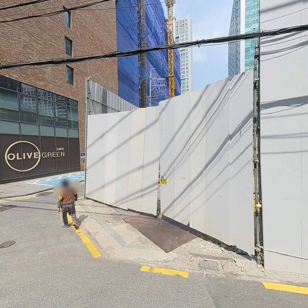 블랙 그라운드_3