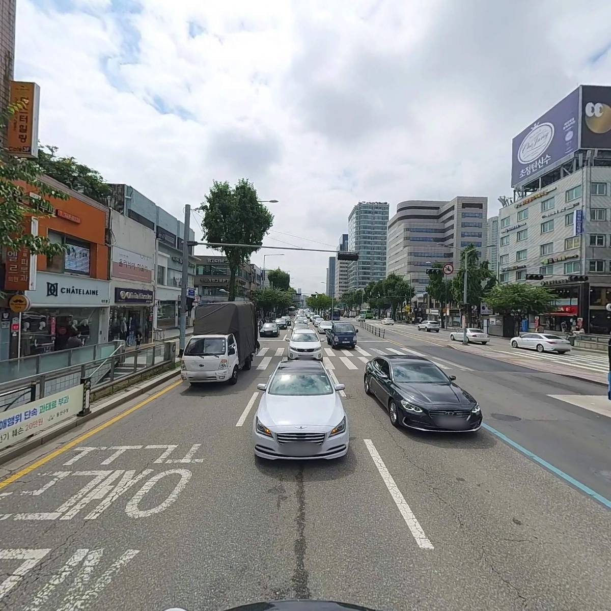 올리비아로렌숙대입구점_2