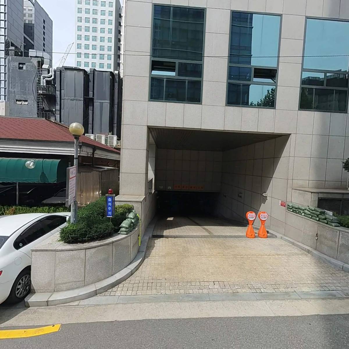 비를라카본코리아(주)