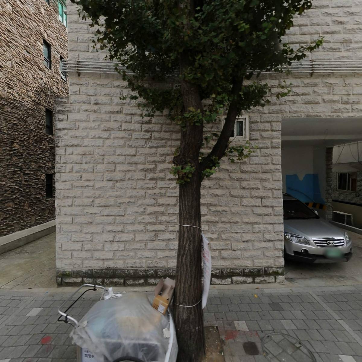 바이잇나우