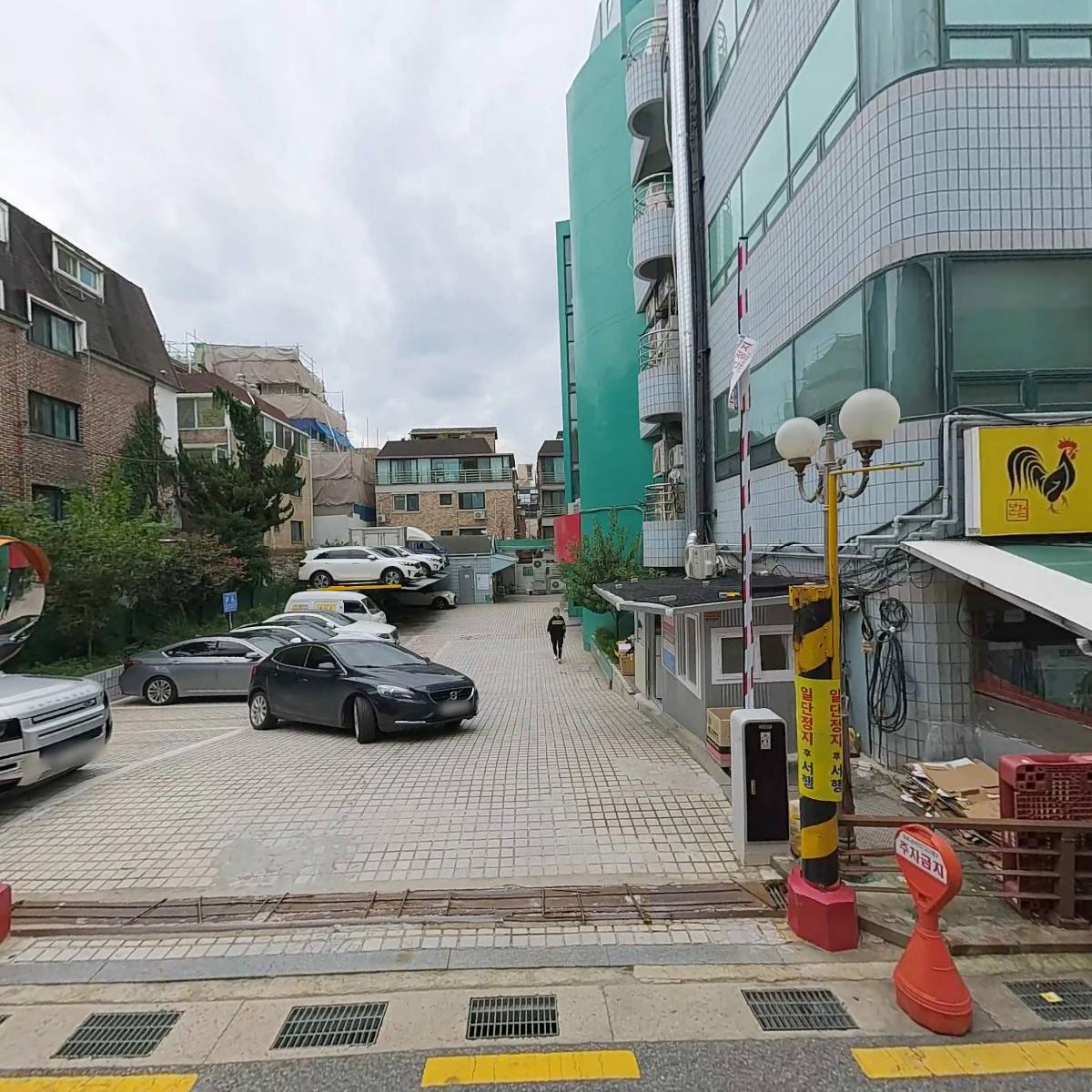 다노스수제버거앤샐러드
