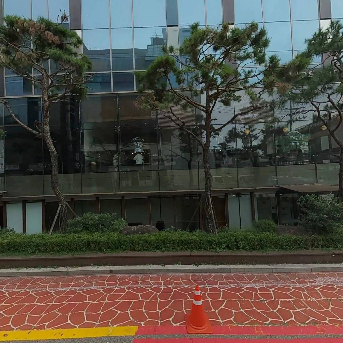 주식회사 엘제이와이