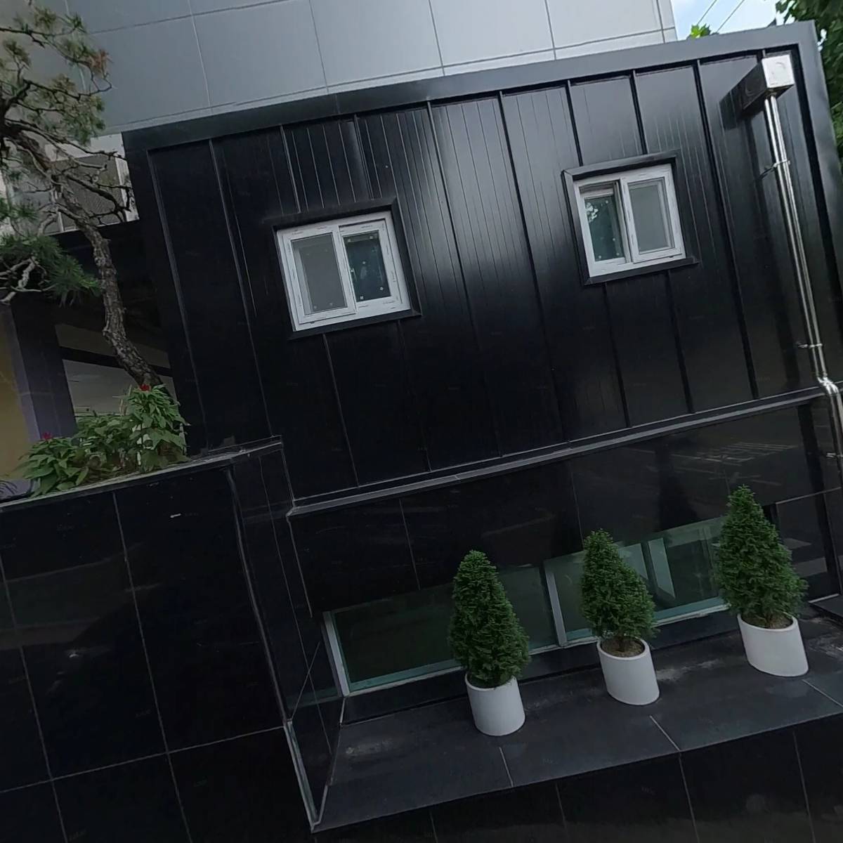 제이앤에스컴퍼니