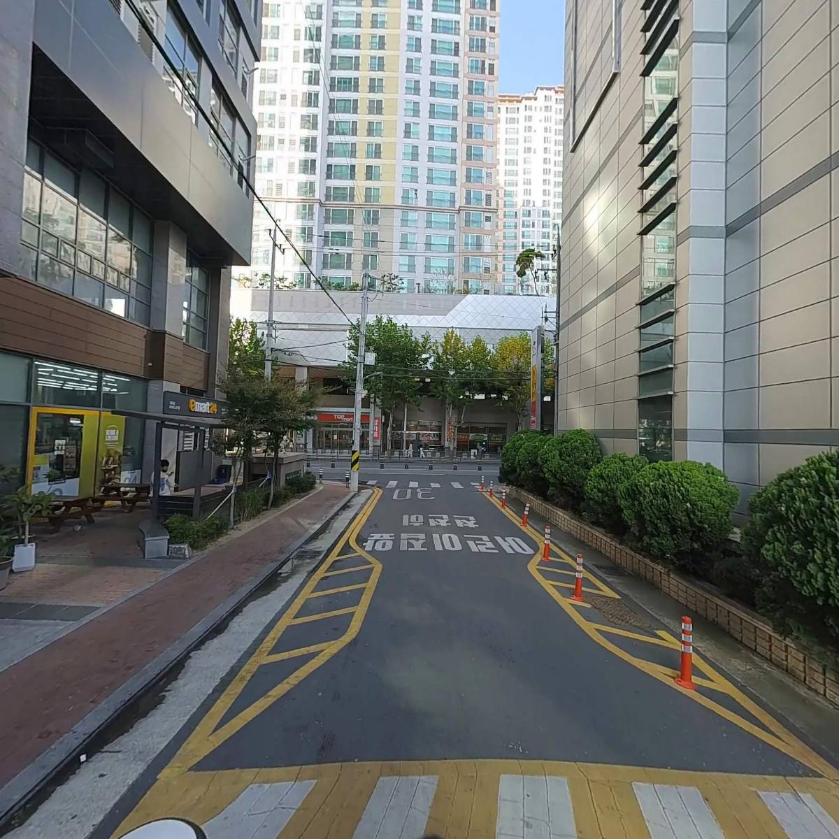 파스쿠찌대구반월당제네스점_2