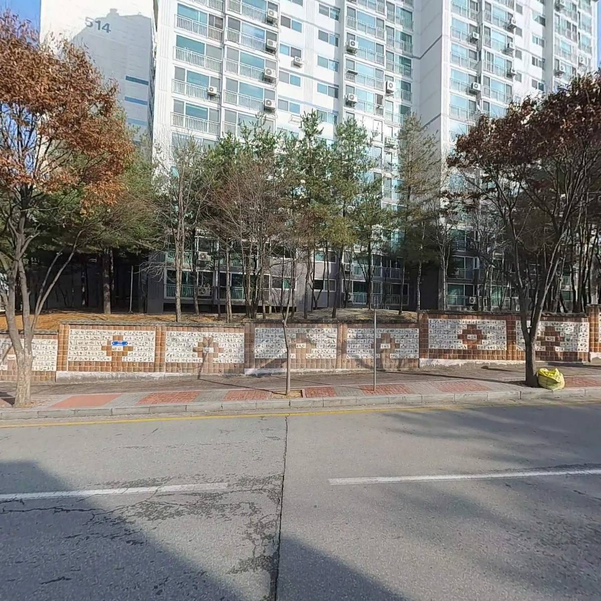 백년족발 석사씨지브이점_3