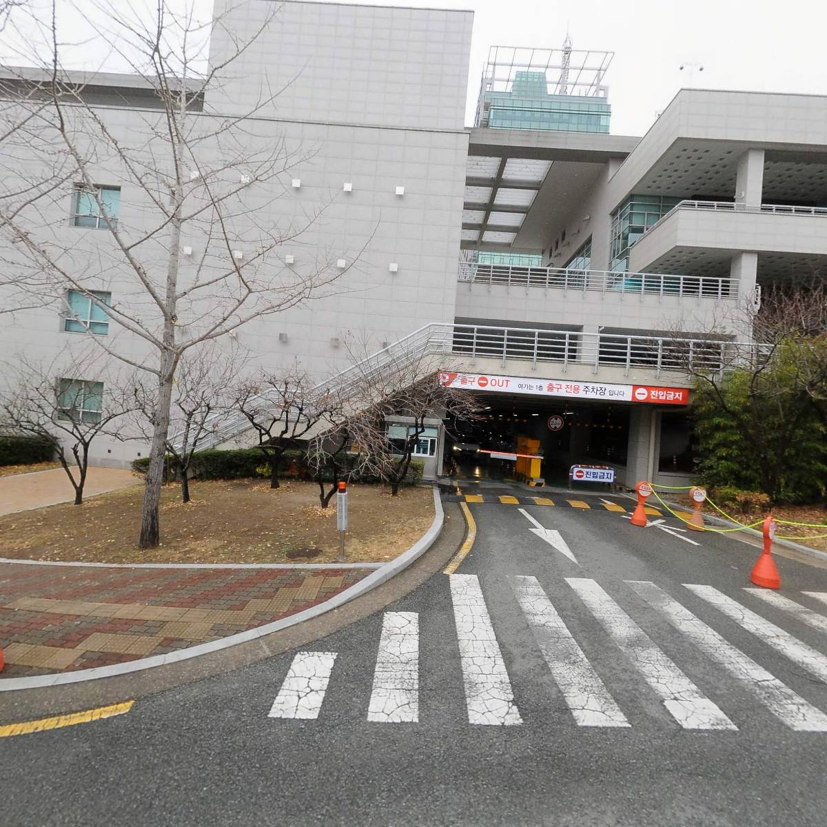 (주)향기내는사람들(히즈빈스 포항시청점)