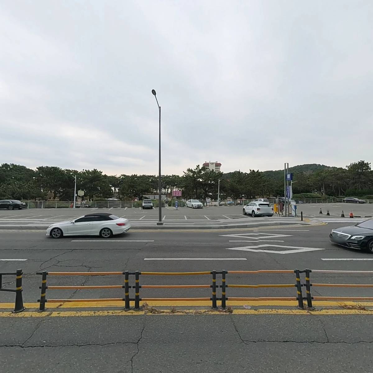 블랙홀 마켓_3