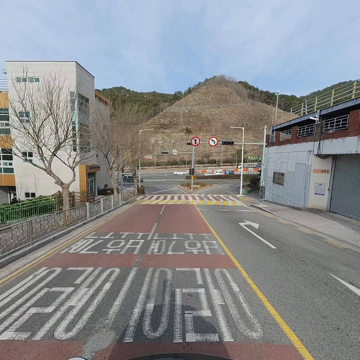 (주)이즈커뮤니케이션즈_2