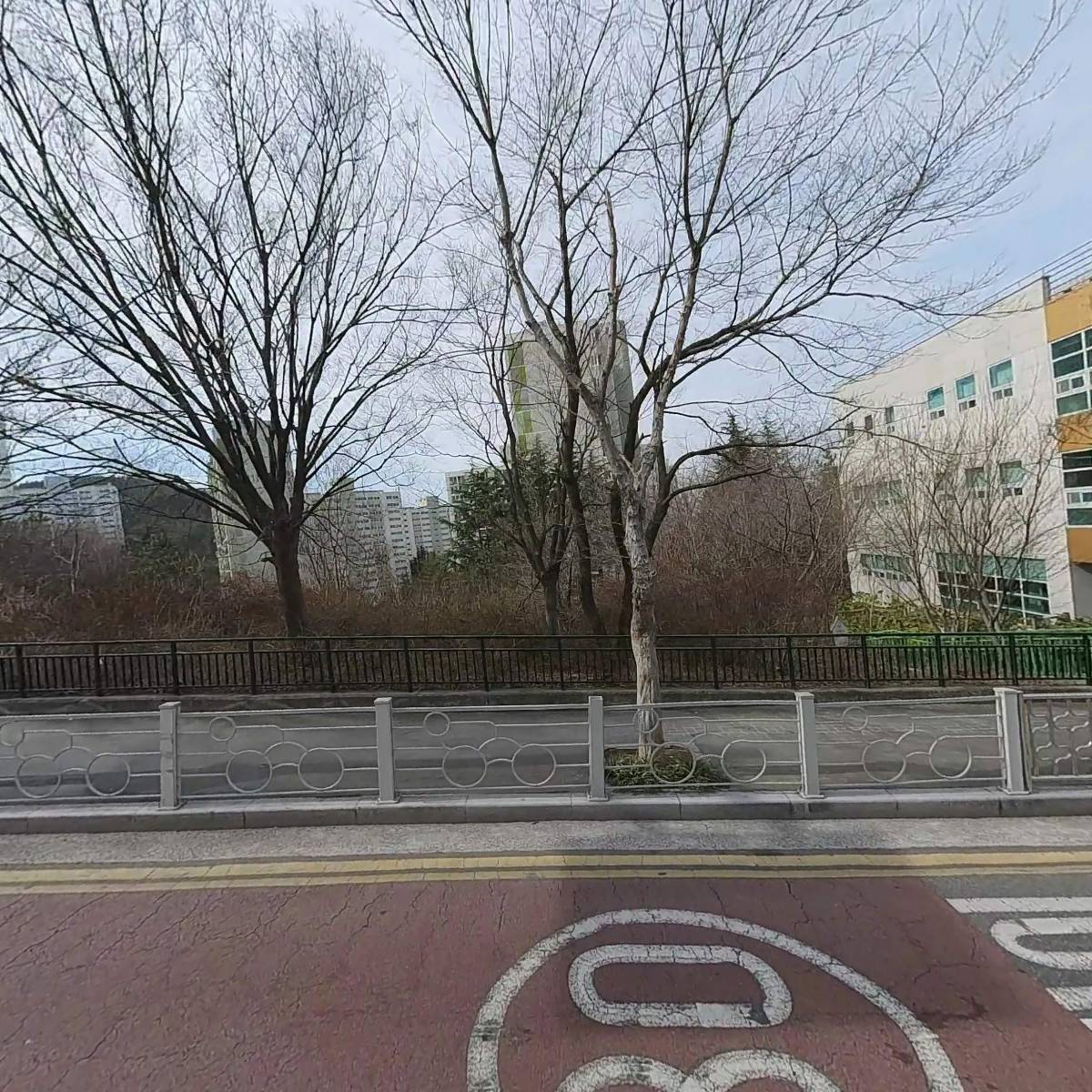 (주)이즈커뮤니케이션즈