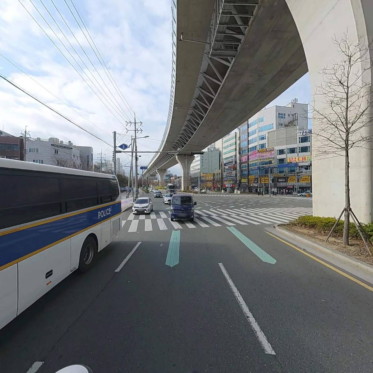 한국맥도날드 （유）부산영도DT점_2