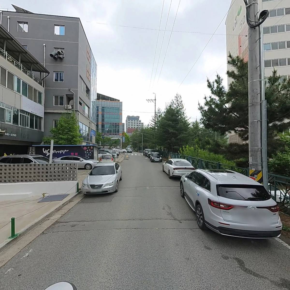 마디웃는신경외과의원_2