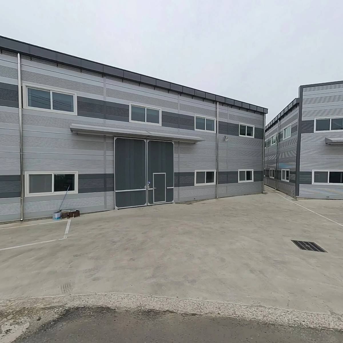 (주)더크루에프엔비_3