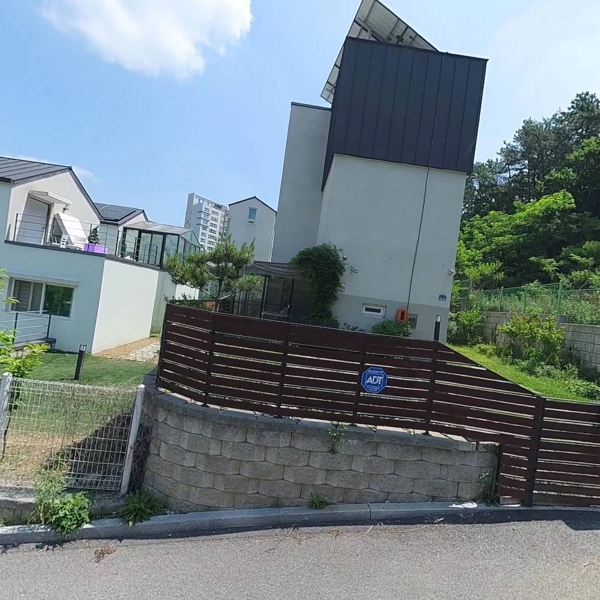 리엔인베스트 (유한책임회사)_3