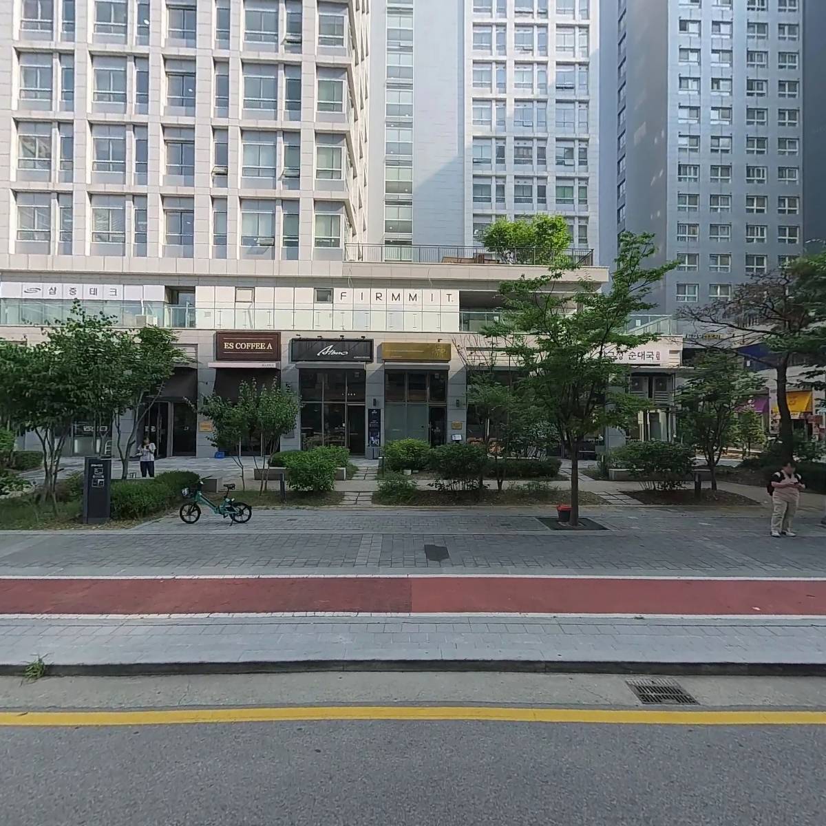 더스윙블랙문정법조타운점
