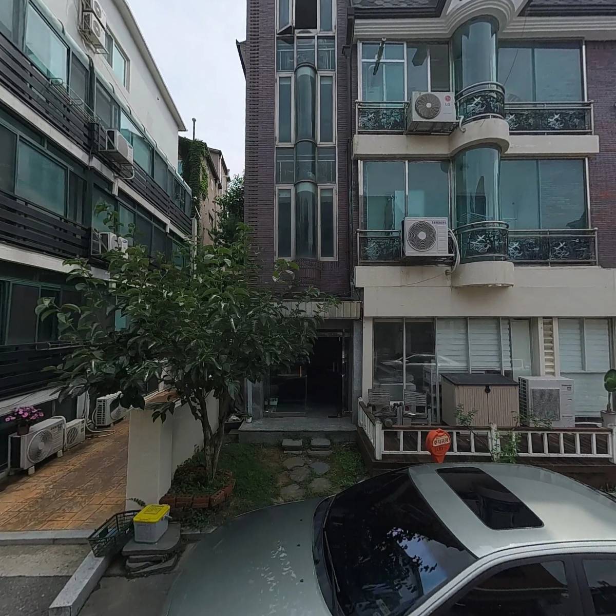 틈(tmm)