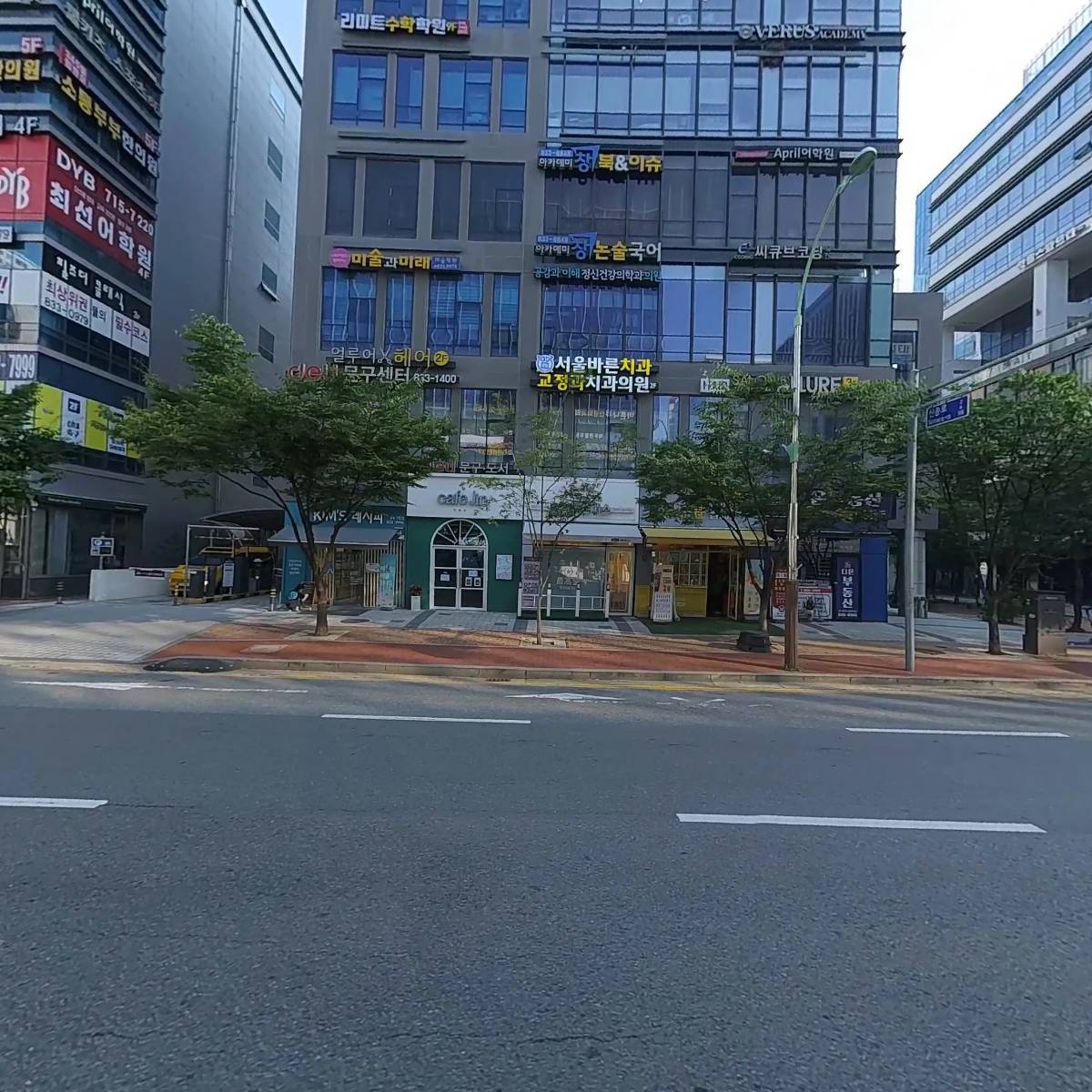 메가커피송도학원가점_3