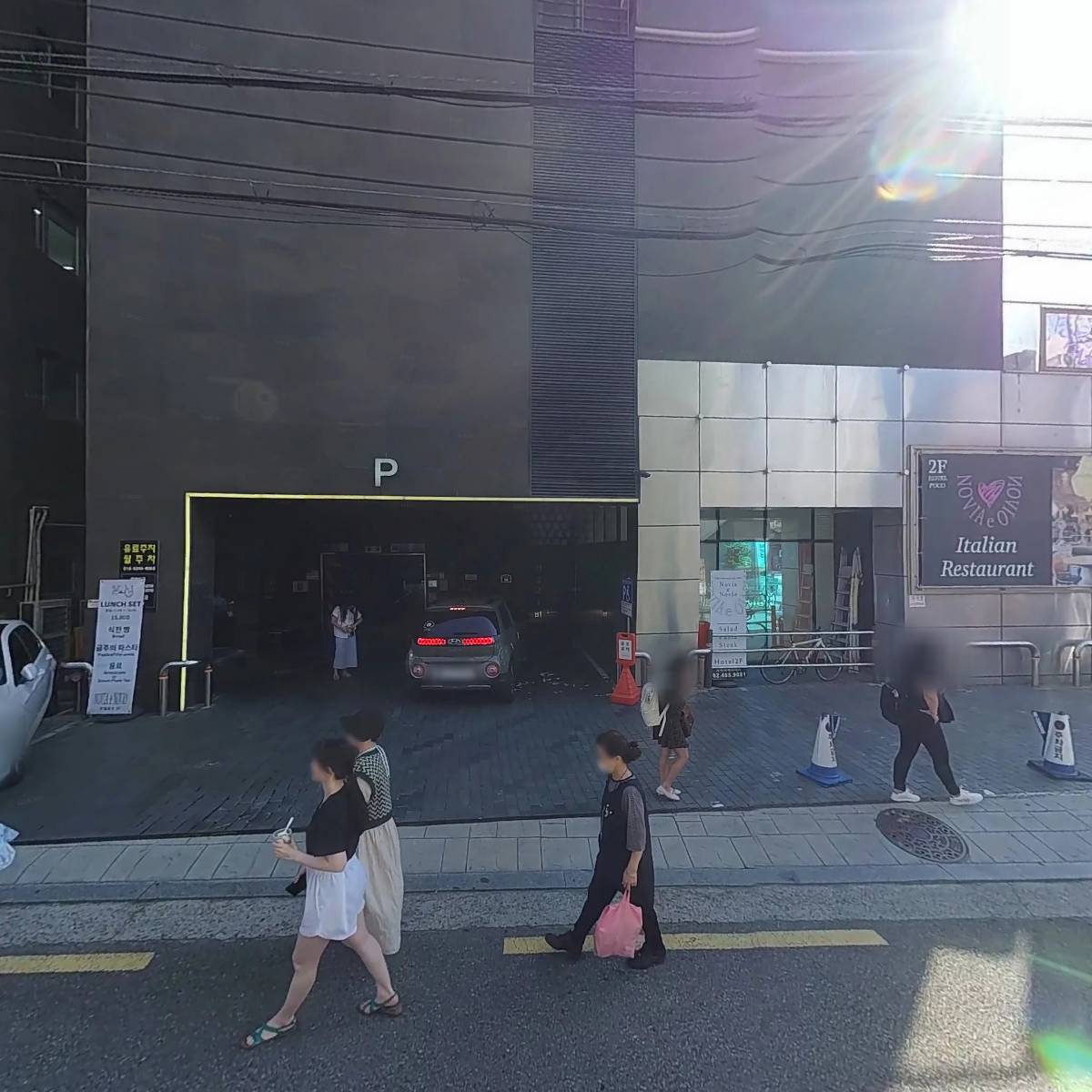 맘스터치 성수역점_3