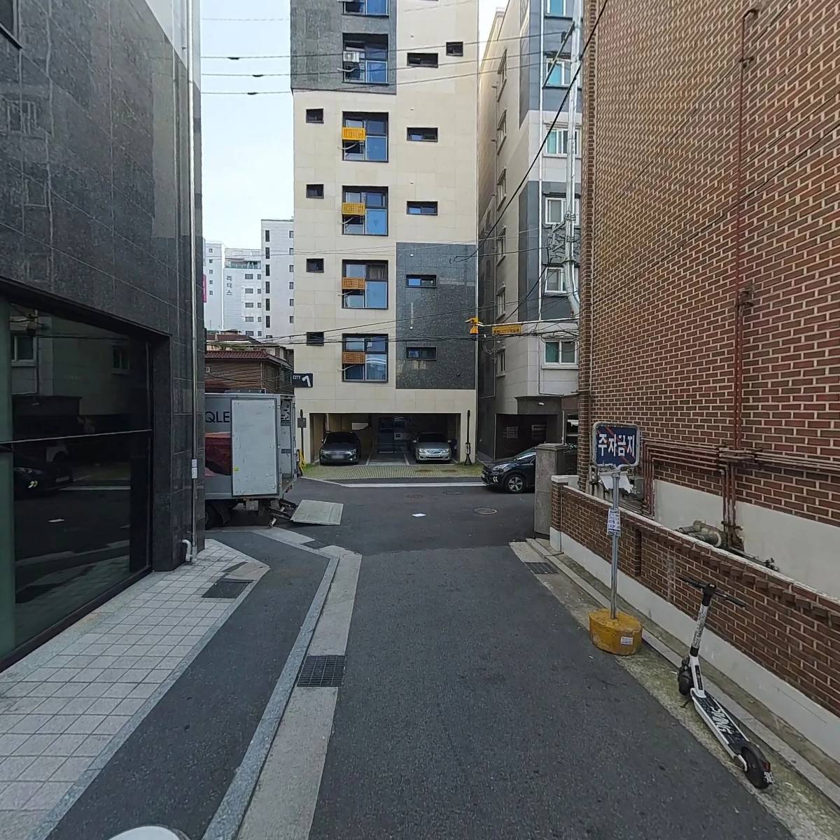유에이엘_2