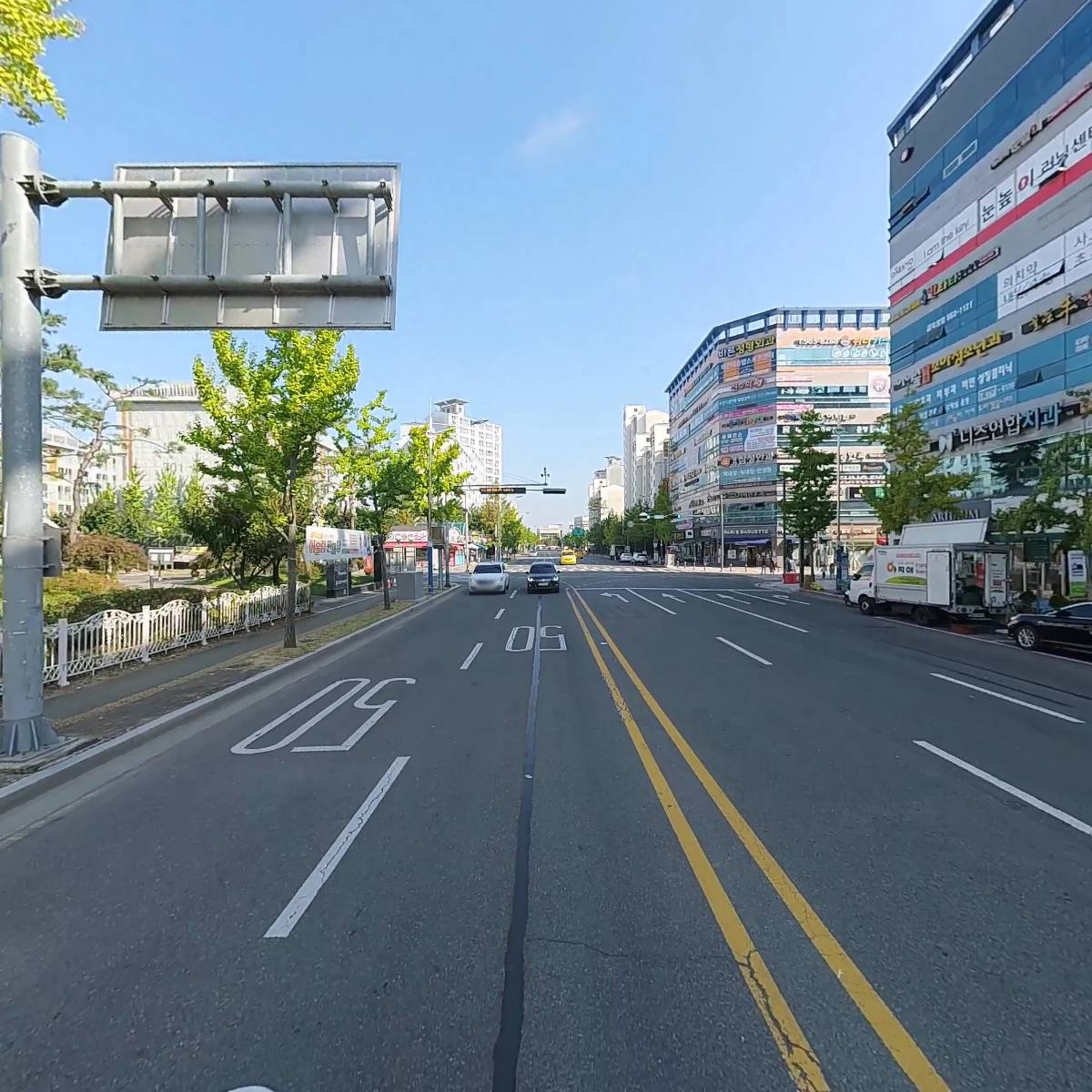 덤브치킨 율하광장점_2